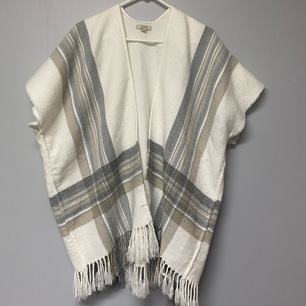 LOFT Soft Cream Knit Sweater